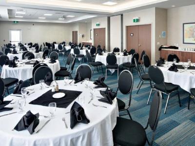 Hotel Holiday Inn Express - Red Deer North By Ihg