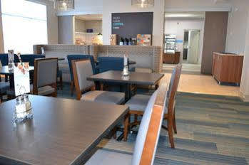 Holiday Inn Express - Red Deer North By Ihg 3*