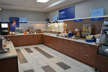 Holiday Inn Express - Red Deer North By Ihg 3* Red Deer